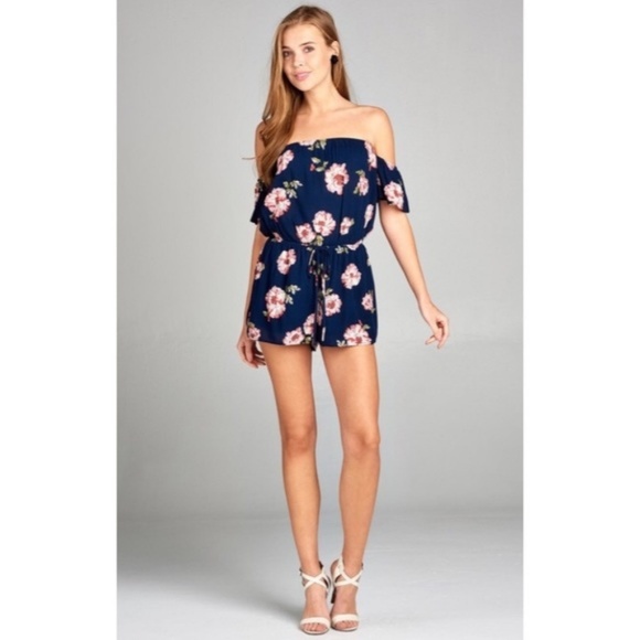 💥TRENDING💥Navy Floral Off Shoulder Romper - Picture 2 of 4